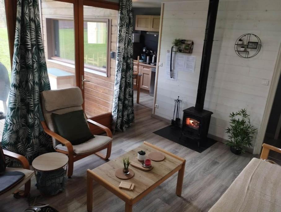 Gite N°4, En Pleine Nature, Frontalier Signy-le-Petit Exterior foto